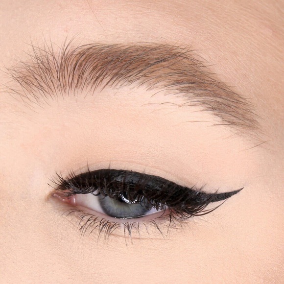 Black Eyeliner Hydra Liner - Picture 5 of 9
